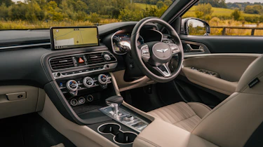 Genesis G70 interior