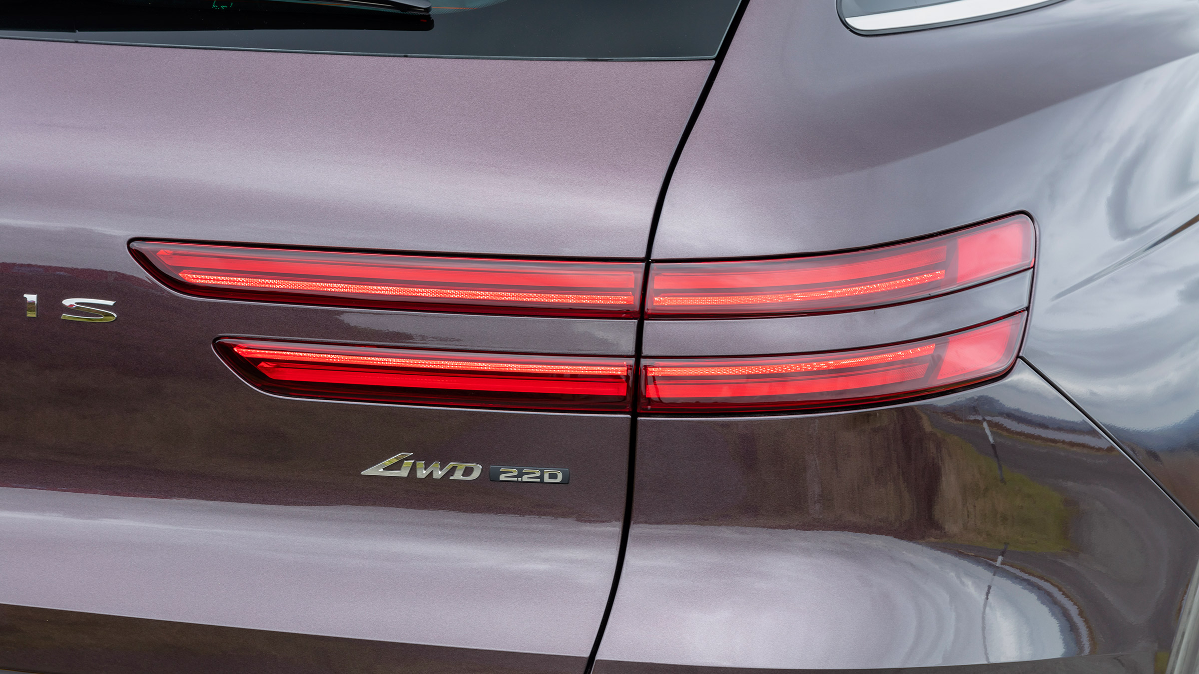 Genesis GV70 – rear lights