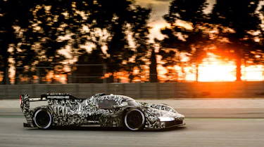 Porsche LMDh Barc testing – pan