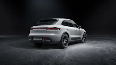 Porsche Macan T – rear quarter