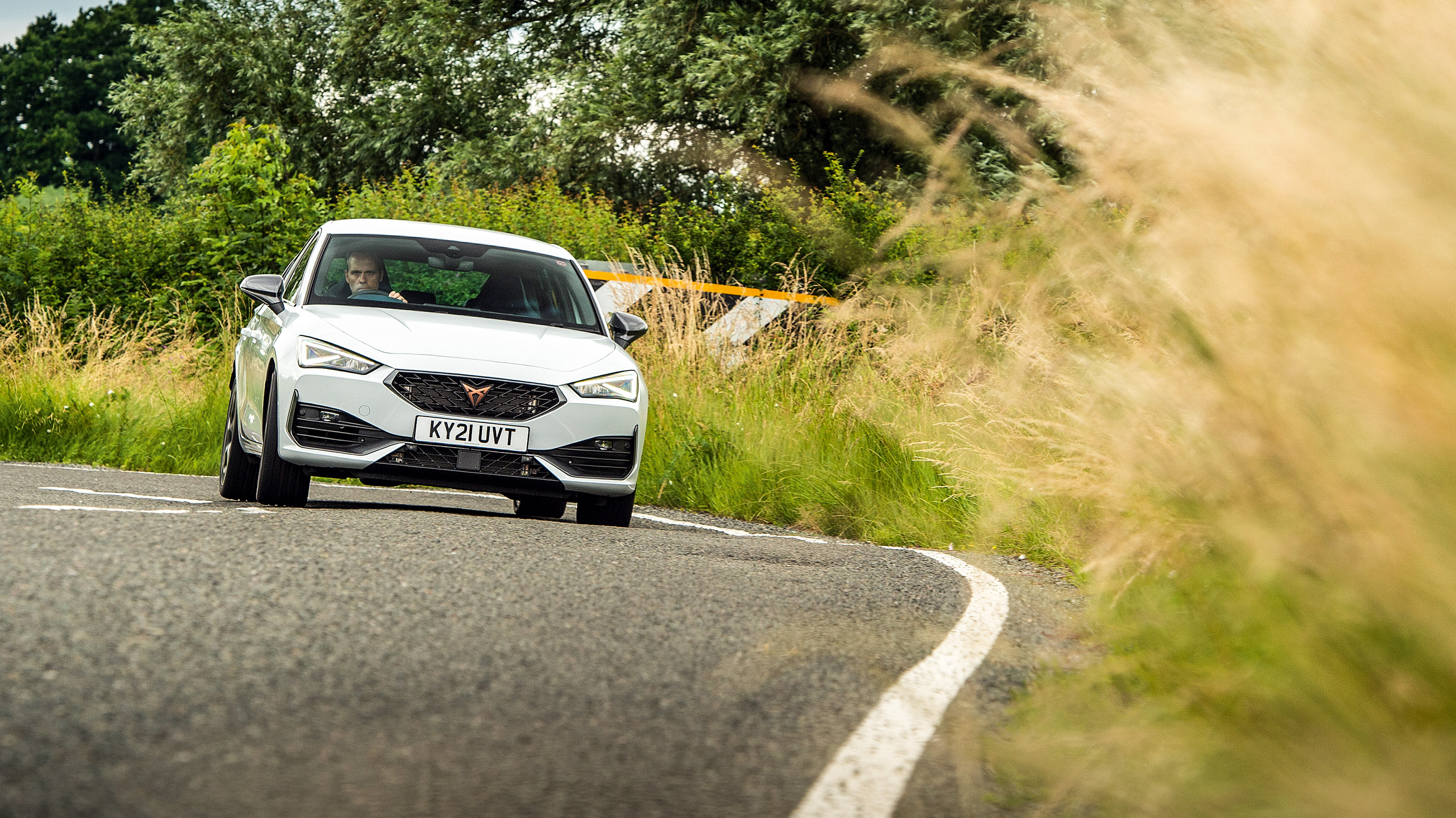 2022 hot hatchback battle the middleweights