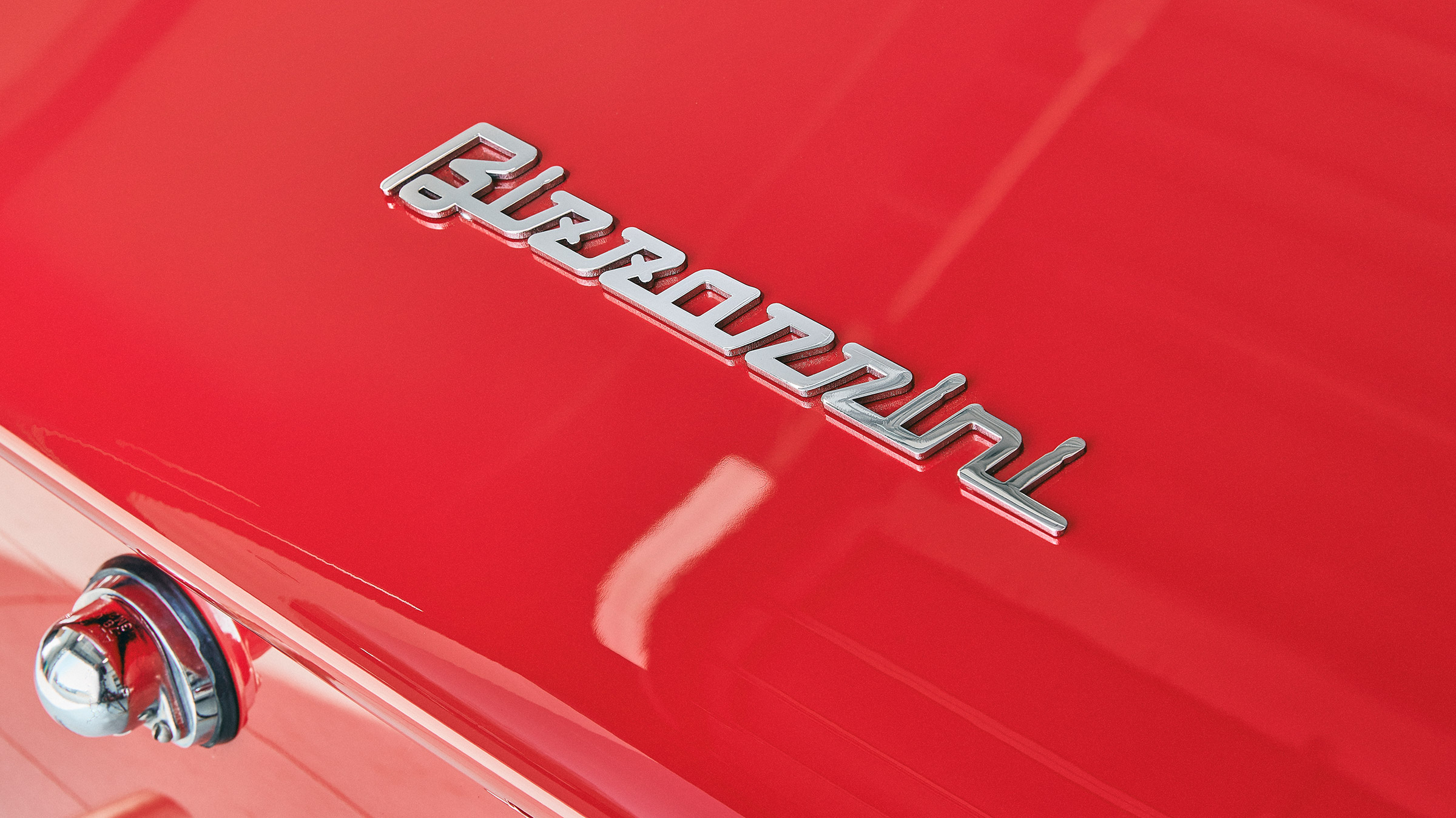 Bizzarrini 5300 GT Corsa – badge
