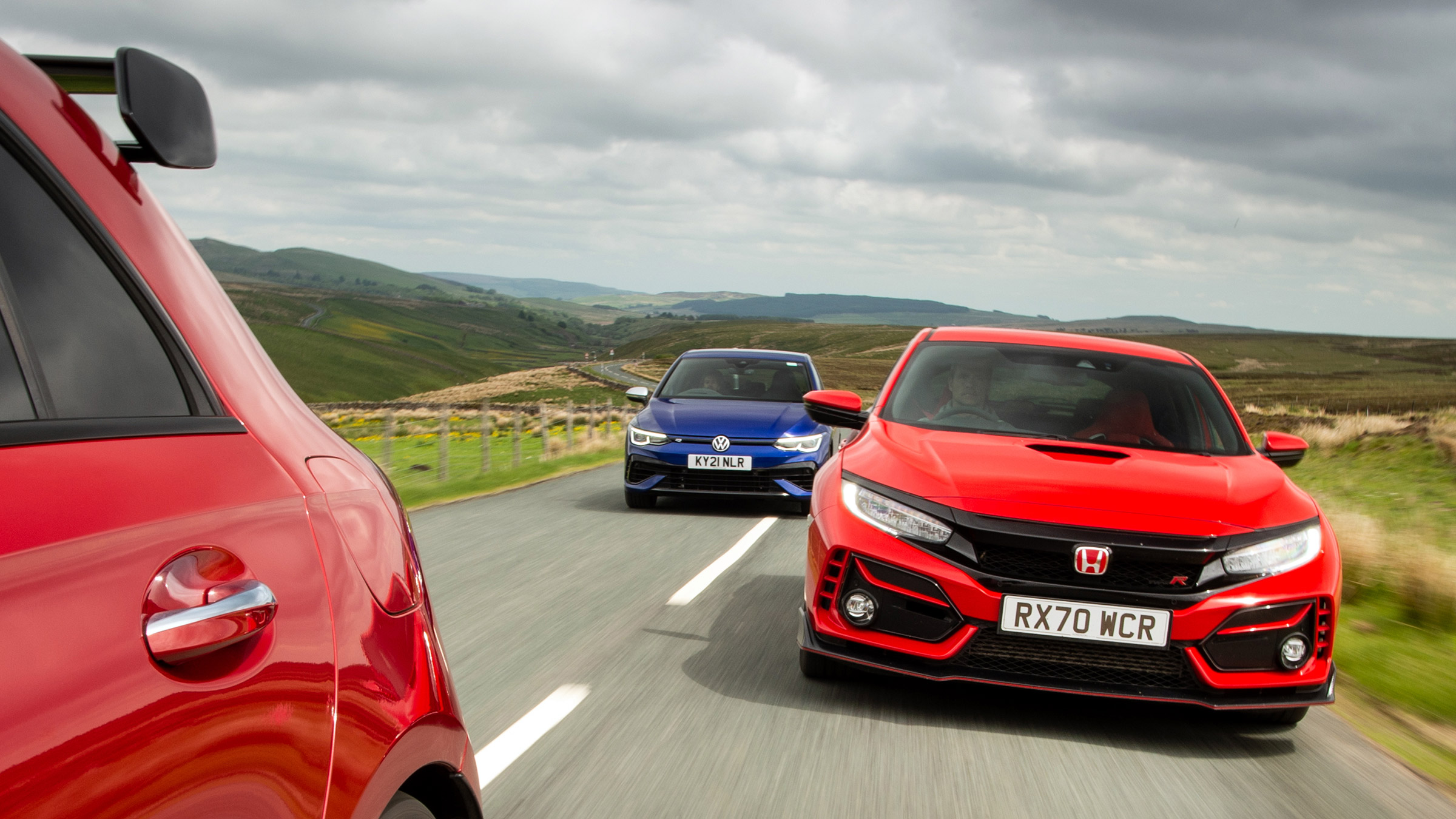 2022 hot hatchbacks battle – rear tracking