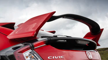 2022 hot hatchbacks battle – honda wing