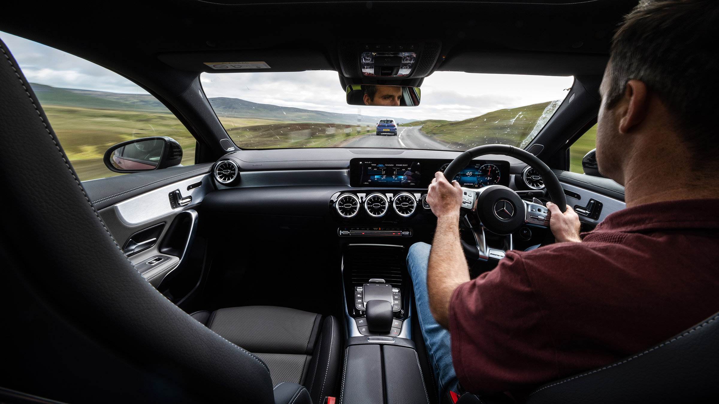 2022 hot hatchbacks battle – int driving Merc
