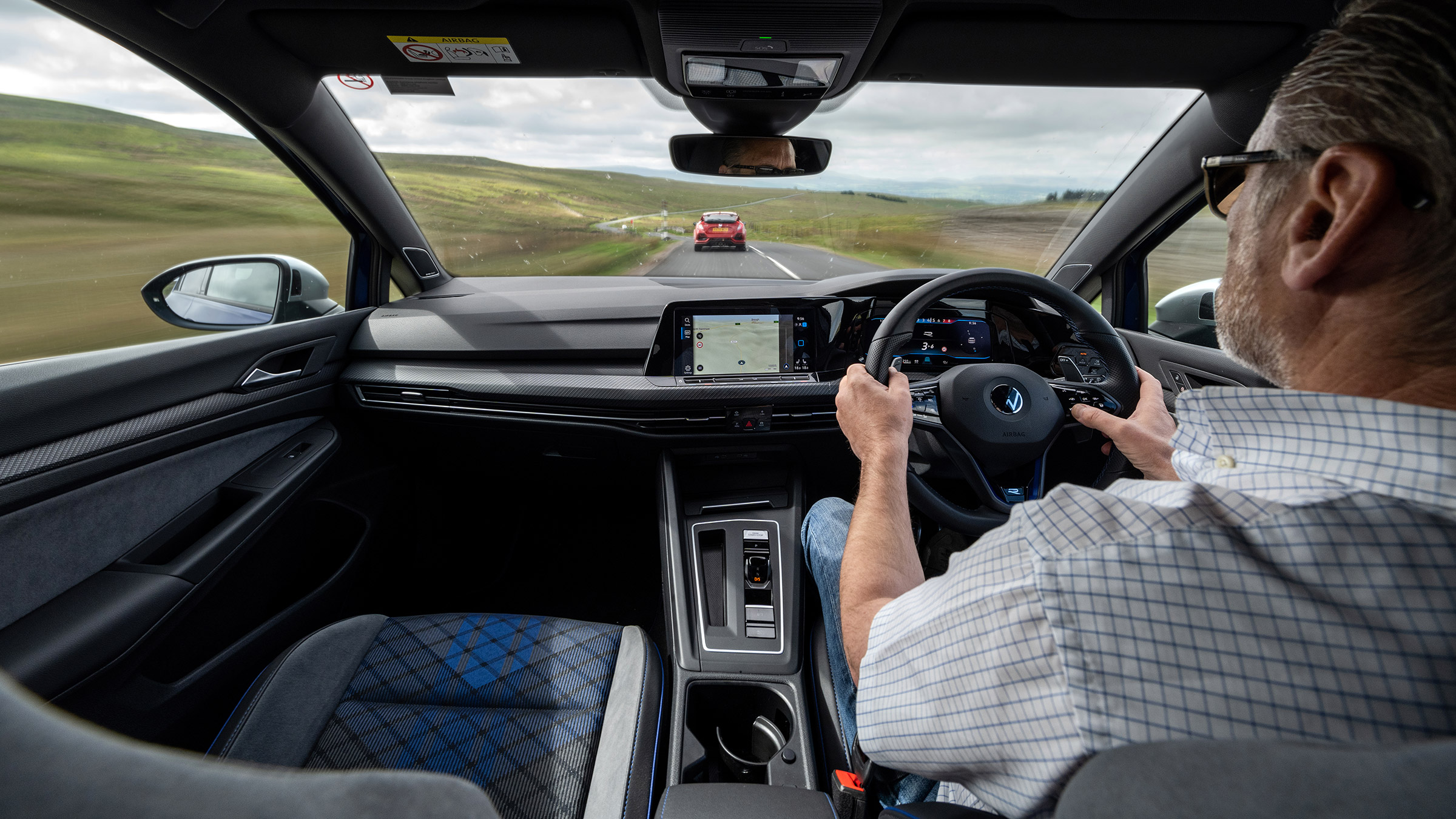 2022 hot hatchbacks battle – int driving Golf