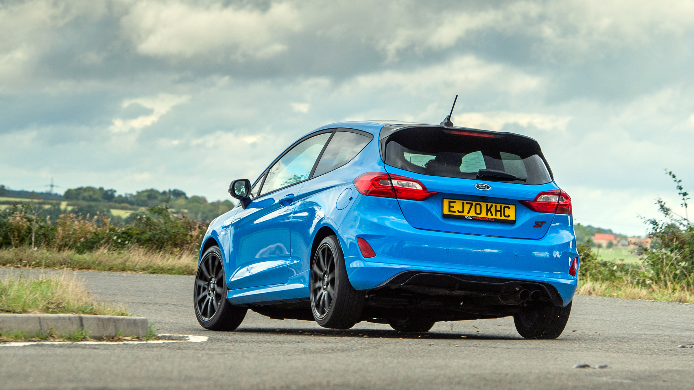 Hot hatchbacks 2022 final – fiesta slide