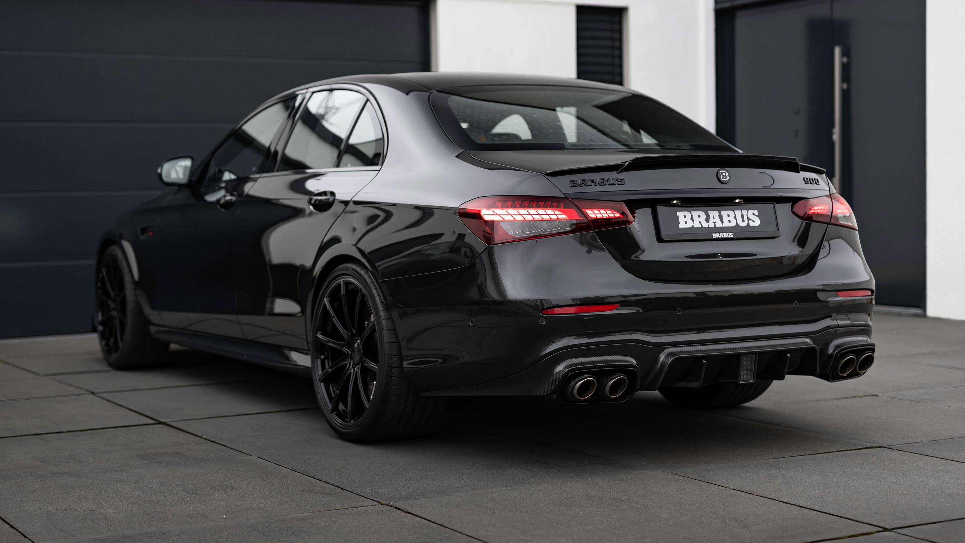Brabus Mercedes-AMG E63 S 900