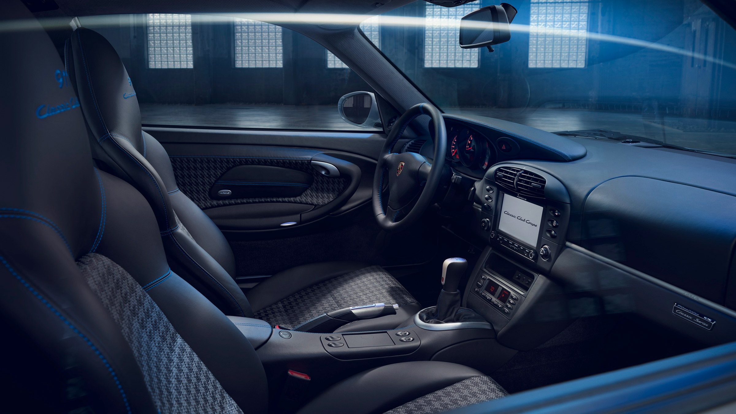 Porsche 911 Classic Club Coupe – cabin