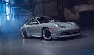 Porsche 911 Classic Club Coupe – front quarter