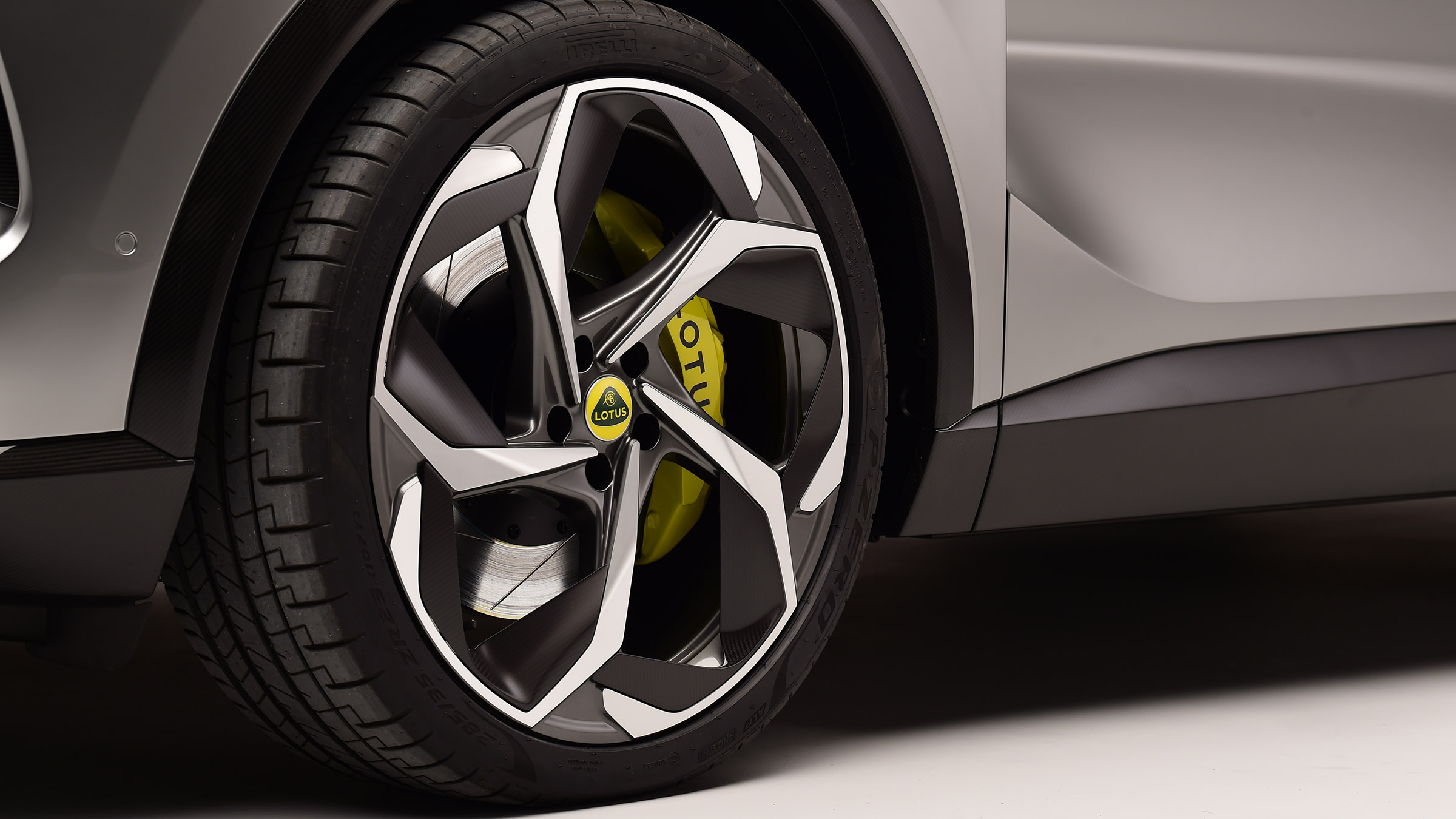 Lotus Eletre – wheels