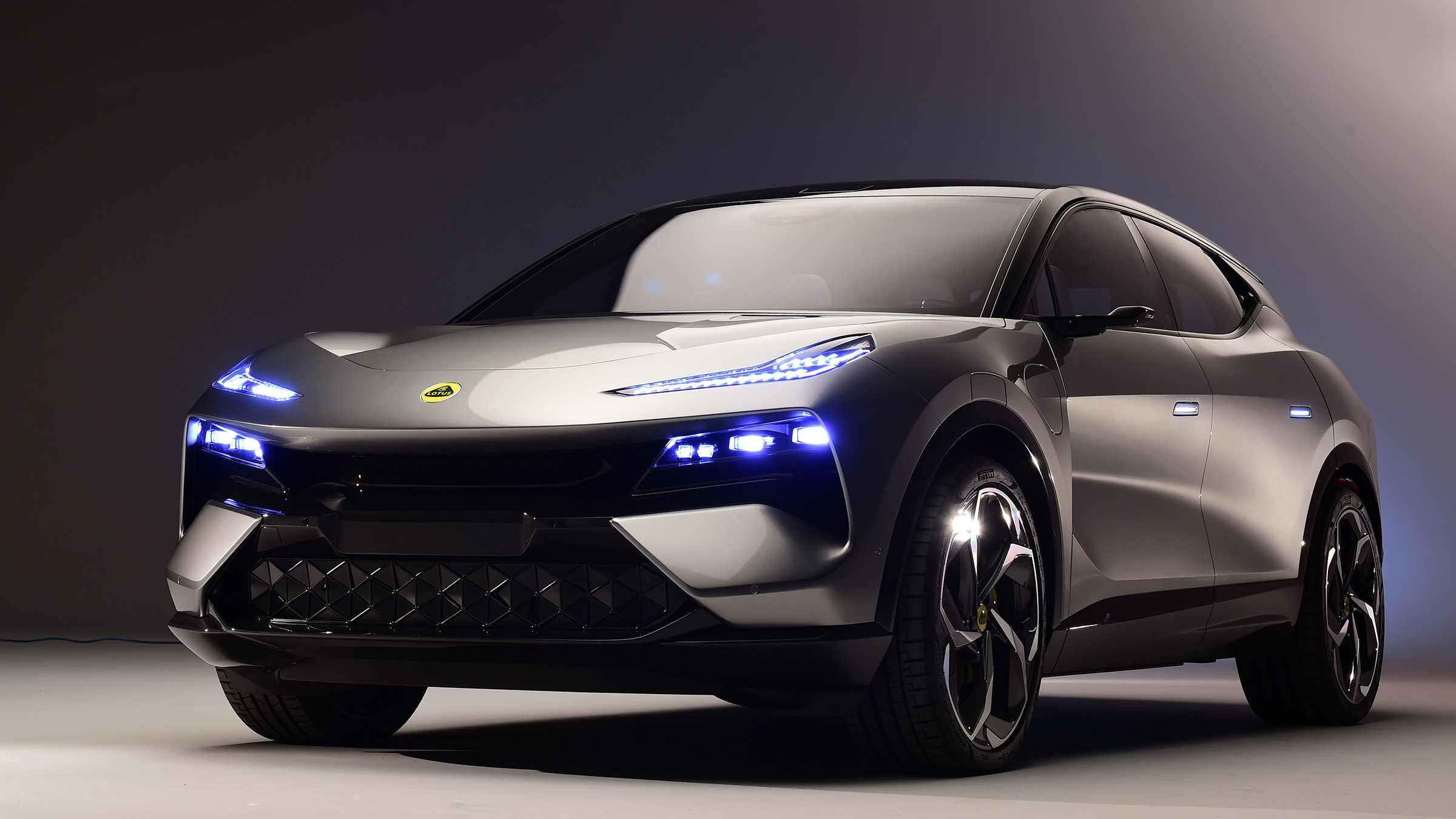 Lotus Eletre – front 