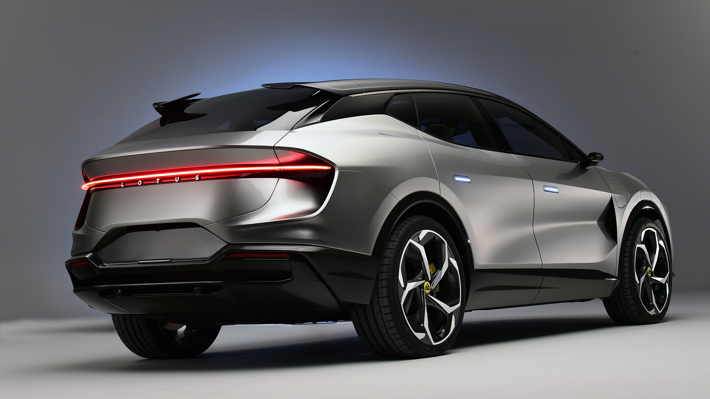 Lotus Eletre – rear