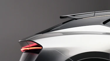 Lotus Eletre – C-pillar