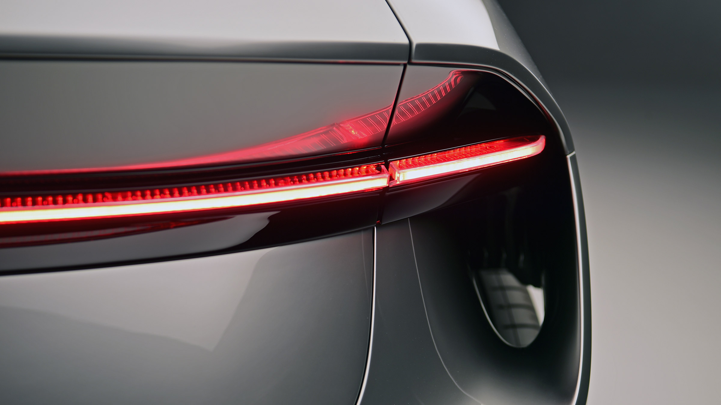 Lotus Eletre – rear light