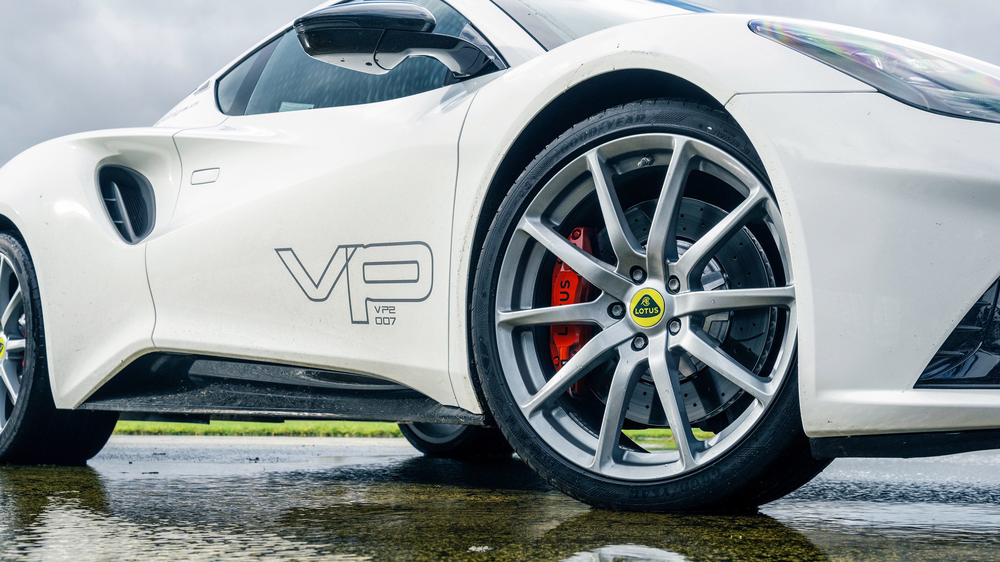 Lotus Emira prototype 2022 review