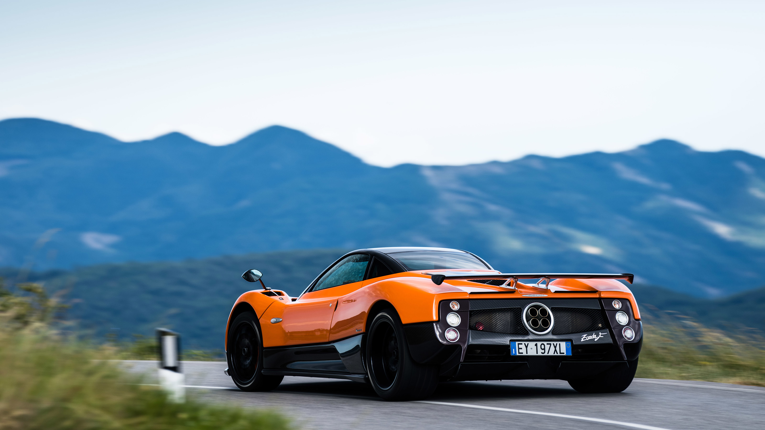 Pagani Zonda F