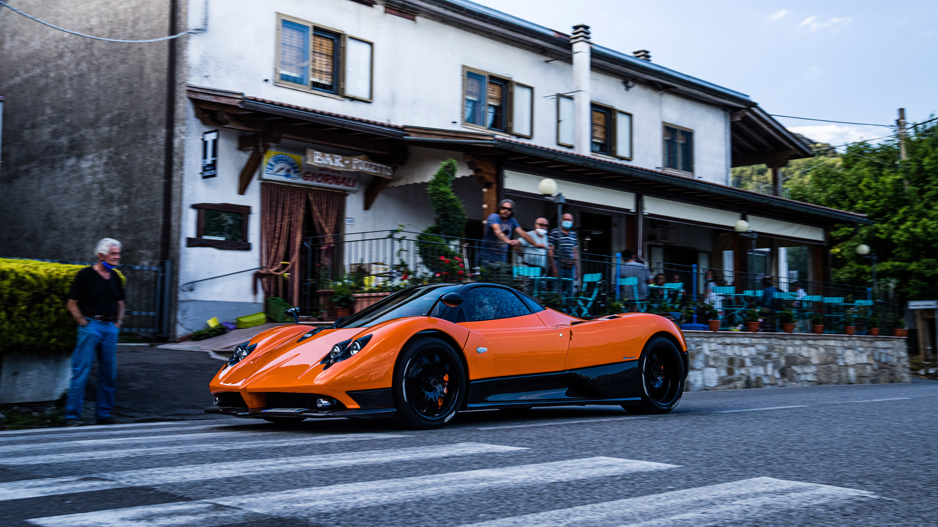 Pagani Zonda F