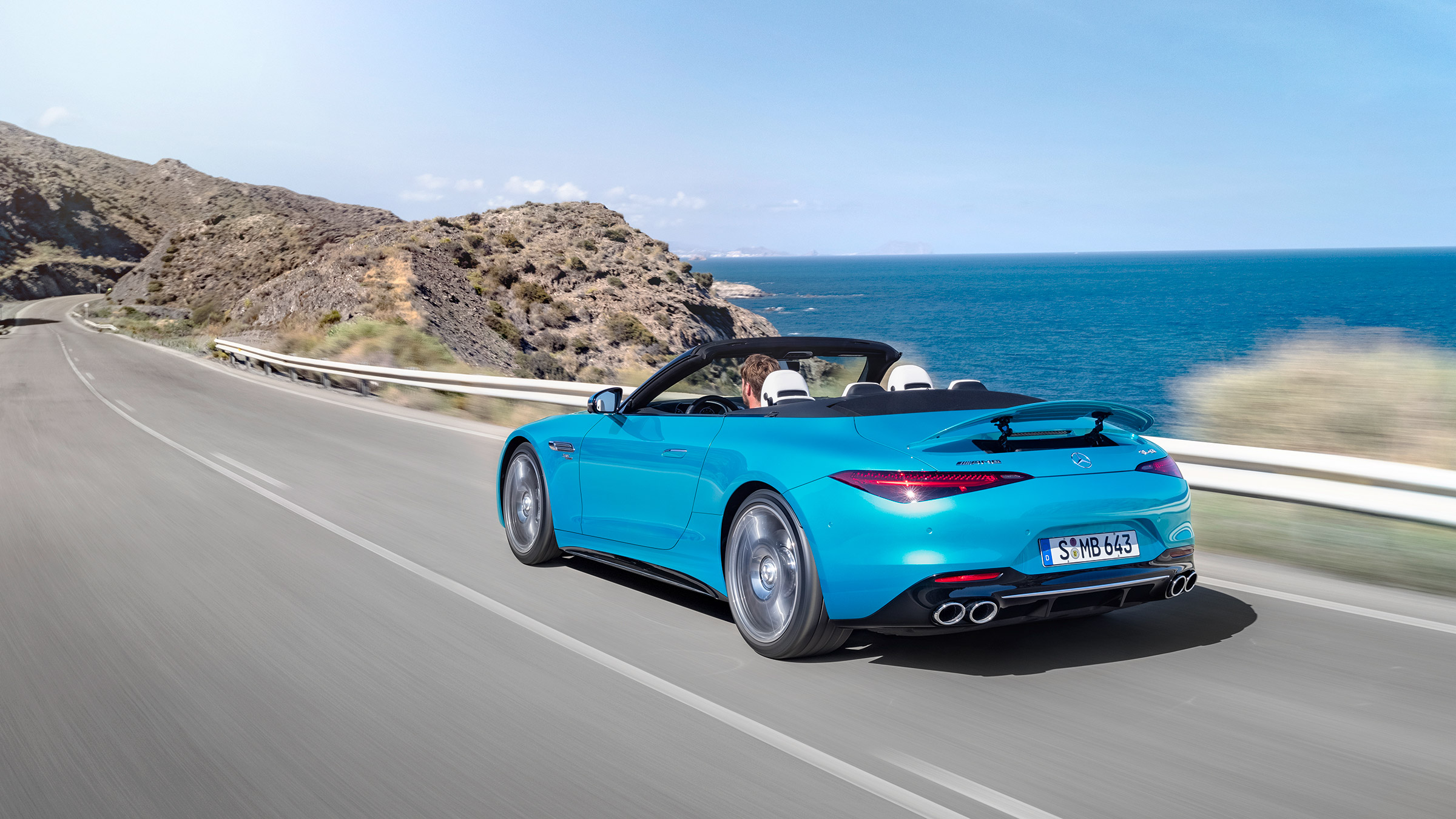 Mercedes SL43 – rear quarter tracking