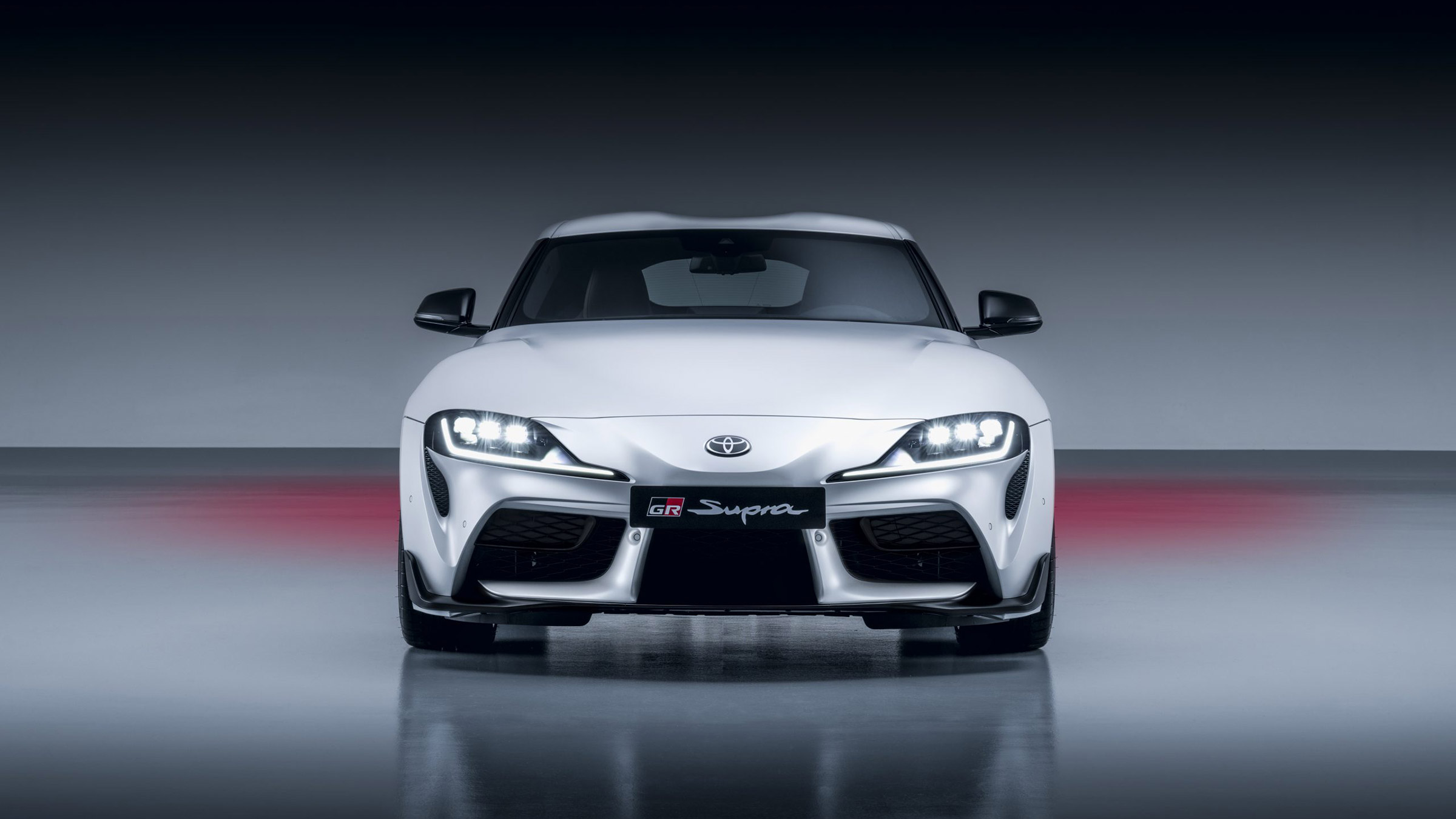 Toyota GR Supra manual – nose