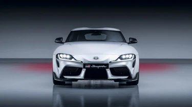Toyota GR Supra manual – nose