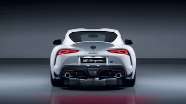 Toyota GR Supra manual – tail