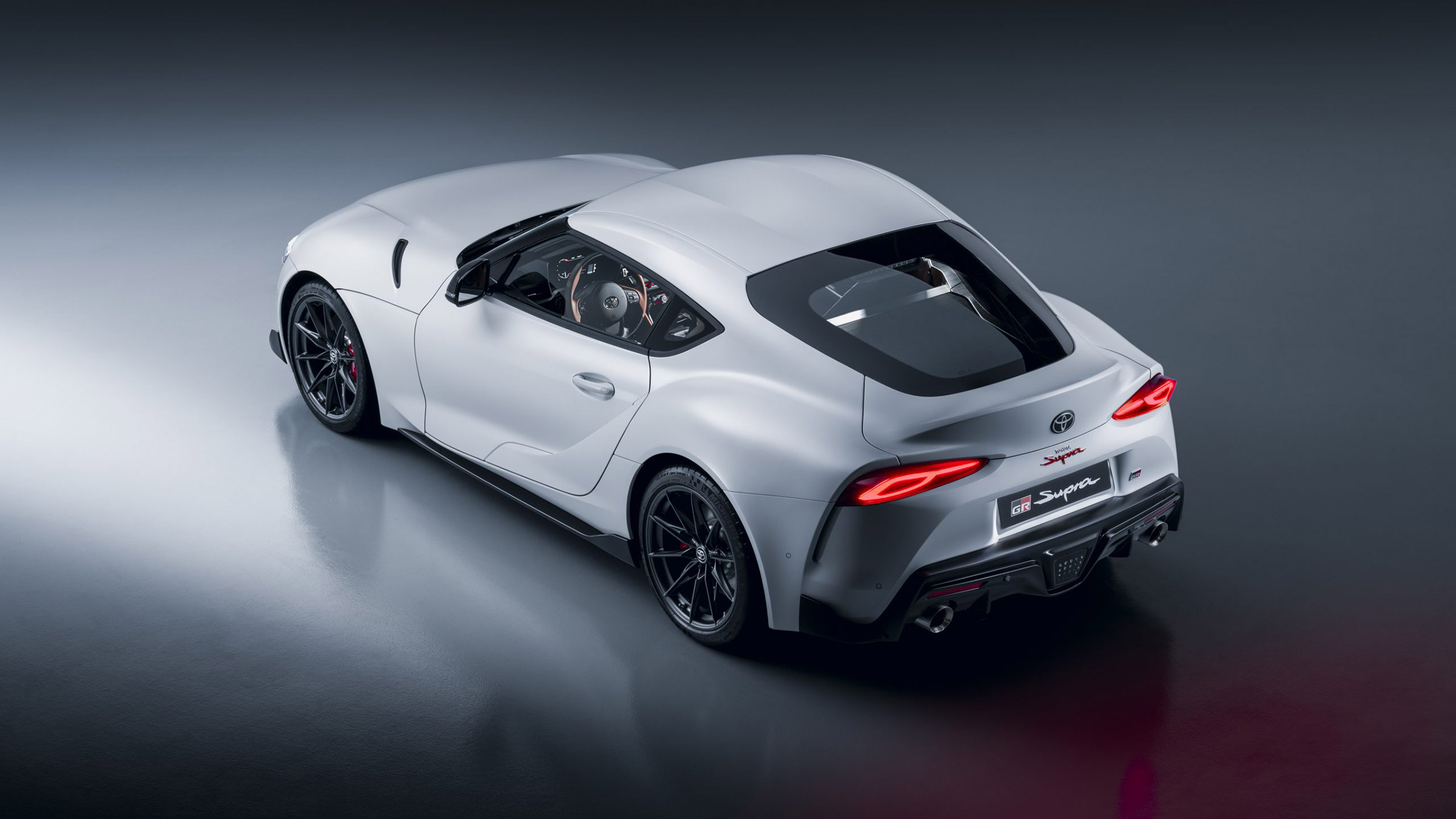 Toyota GR Supra manual – rear quarter tall