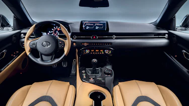 Toyota GR Supra manual – dash