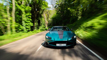 Aston Martin Vantage – F1 front
