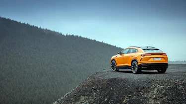 Lamborghini Urus – rear quarter