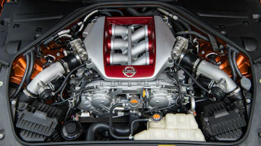Nissan GT-R MY17 – engine