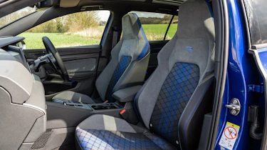 Volkswagen Golf R Estate 8 – seats