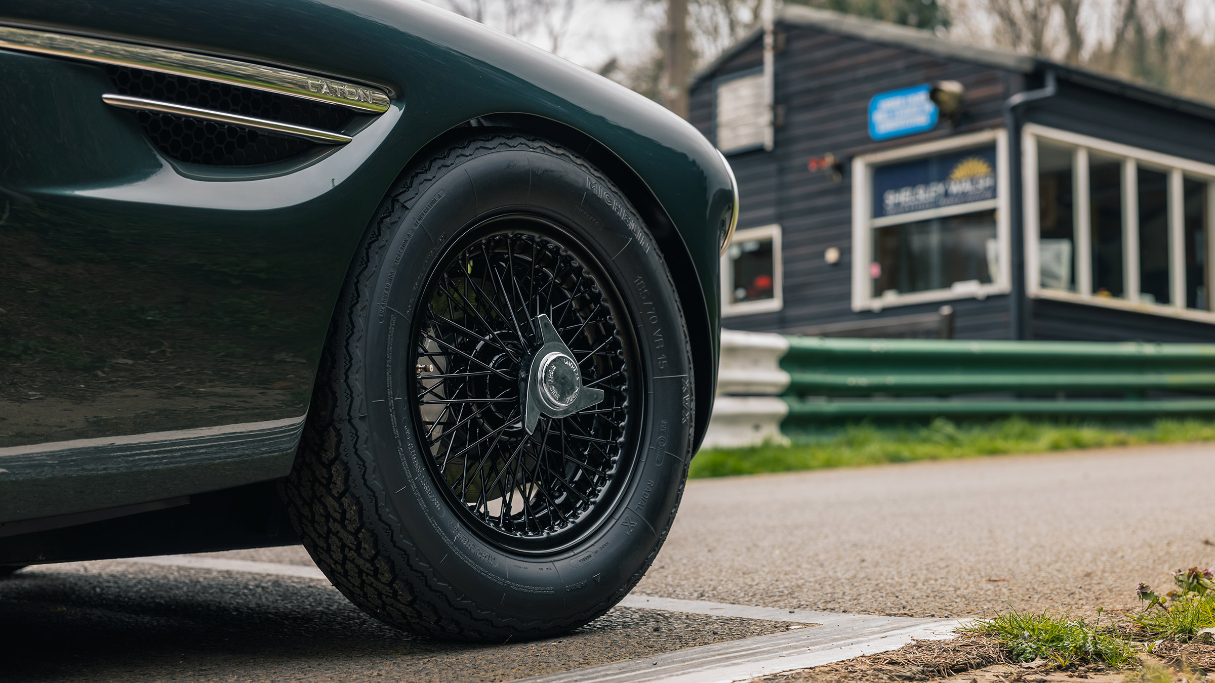 Healey by Caton – side intake