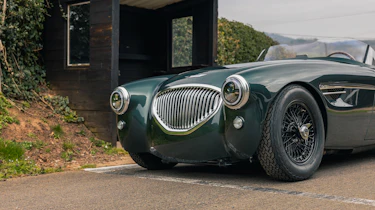 Healey by Caton – nose