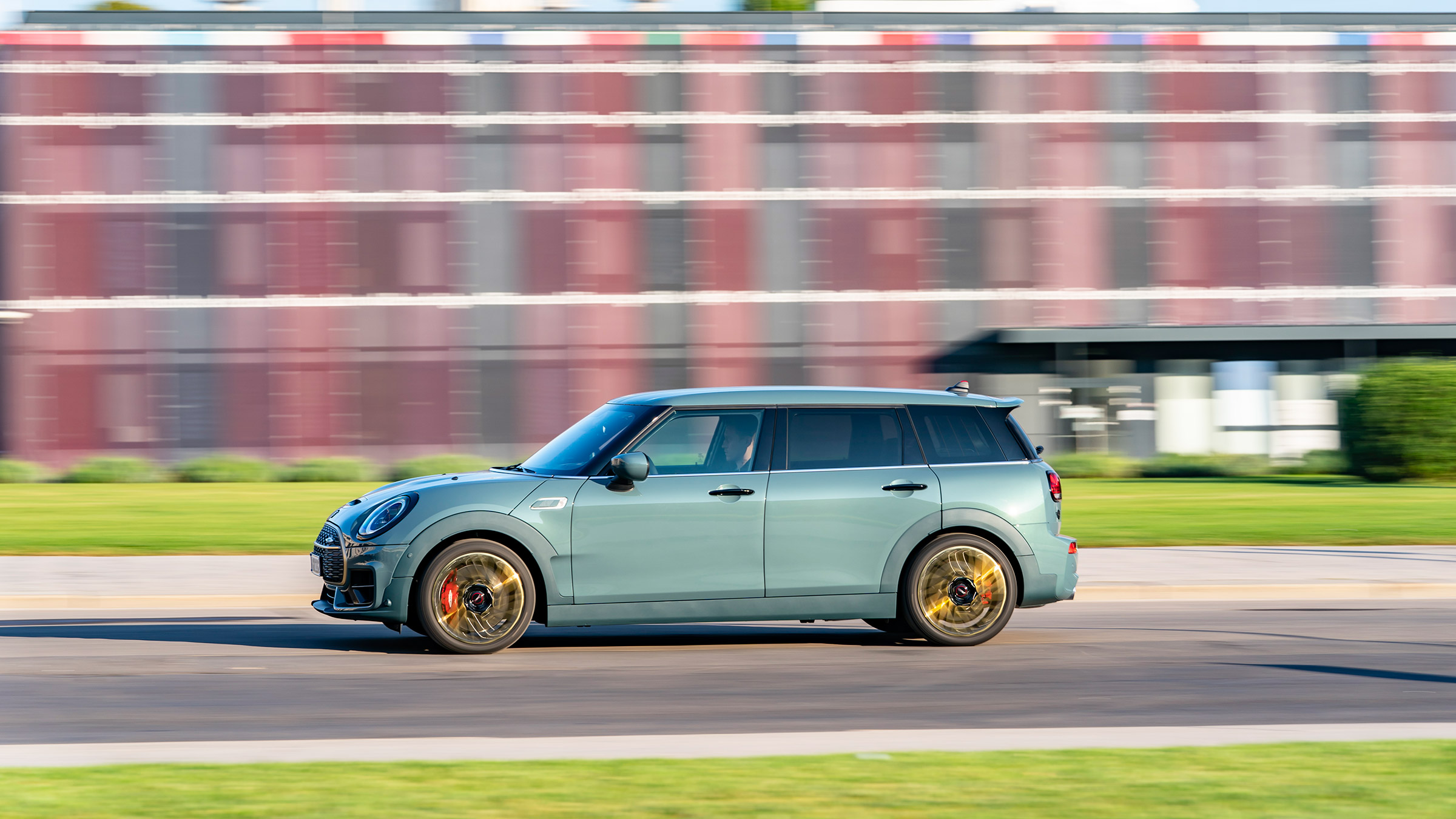 BMW green wheels – Mini