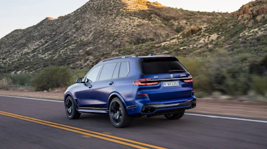 BMW X7 M60i – rear tracking