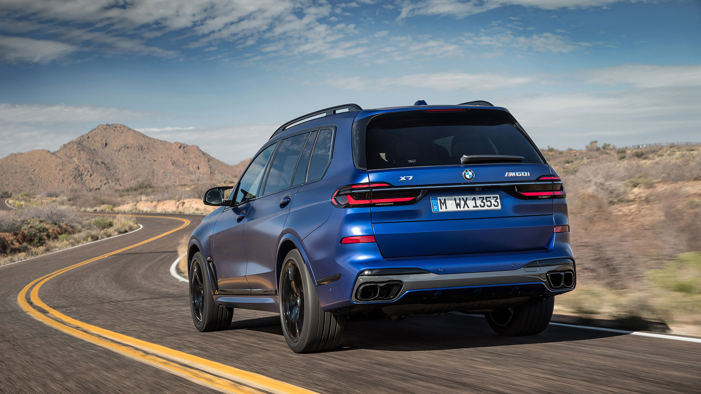BMW X7 M60i – rear tracking