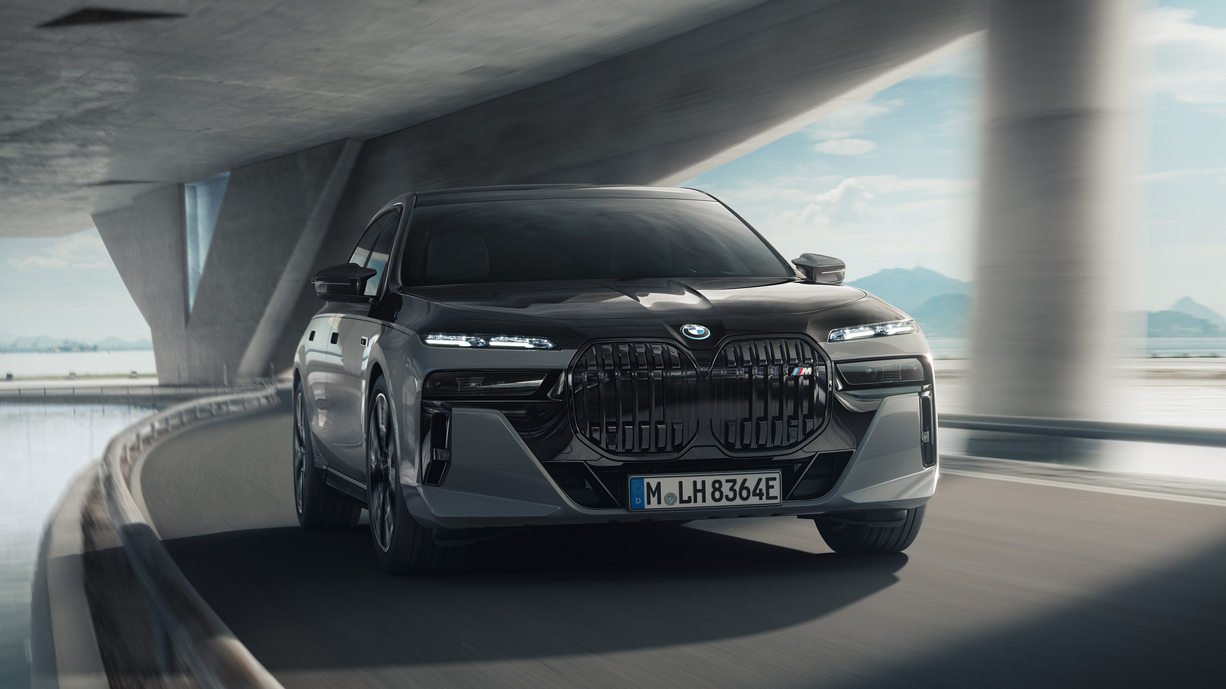 BMW M760e – nose