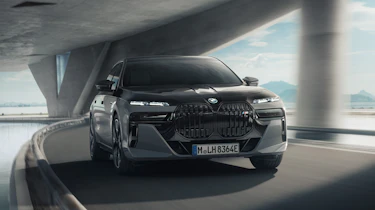 BMW M760e – nose