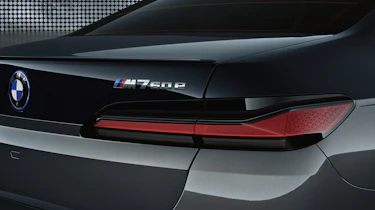 BMW M760e – rear lights