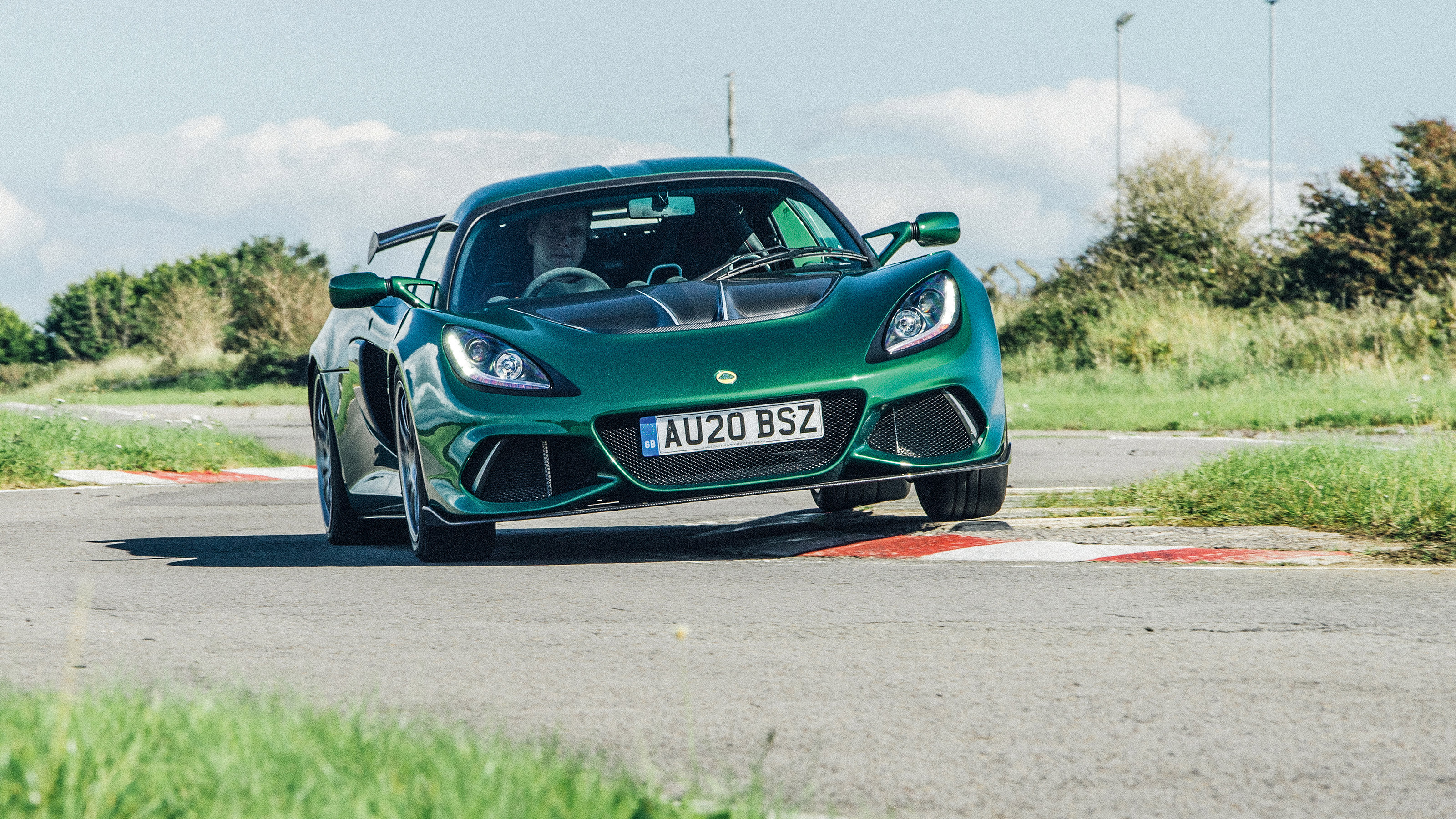 Porsche Cayman GTS 4.0 v Life110 Alpine A110 v Lotus Exige Sport 410