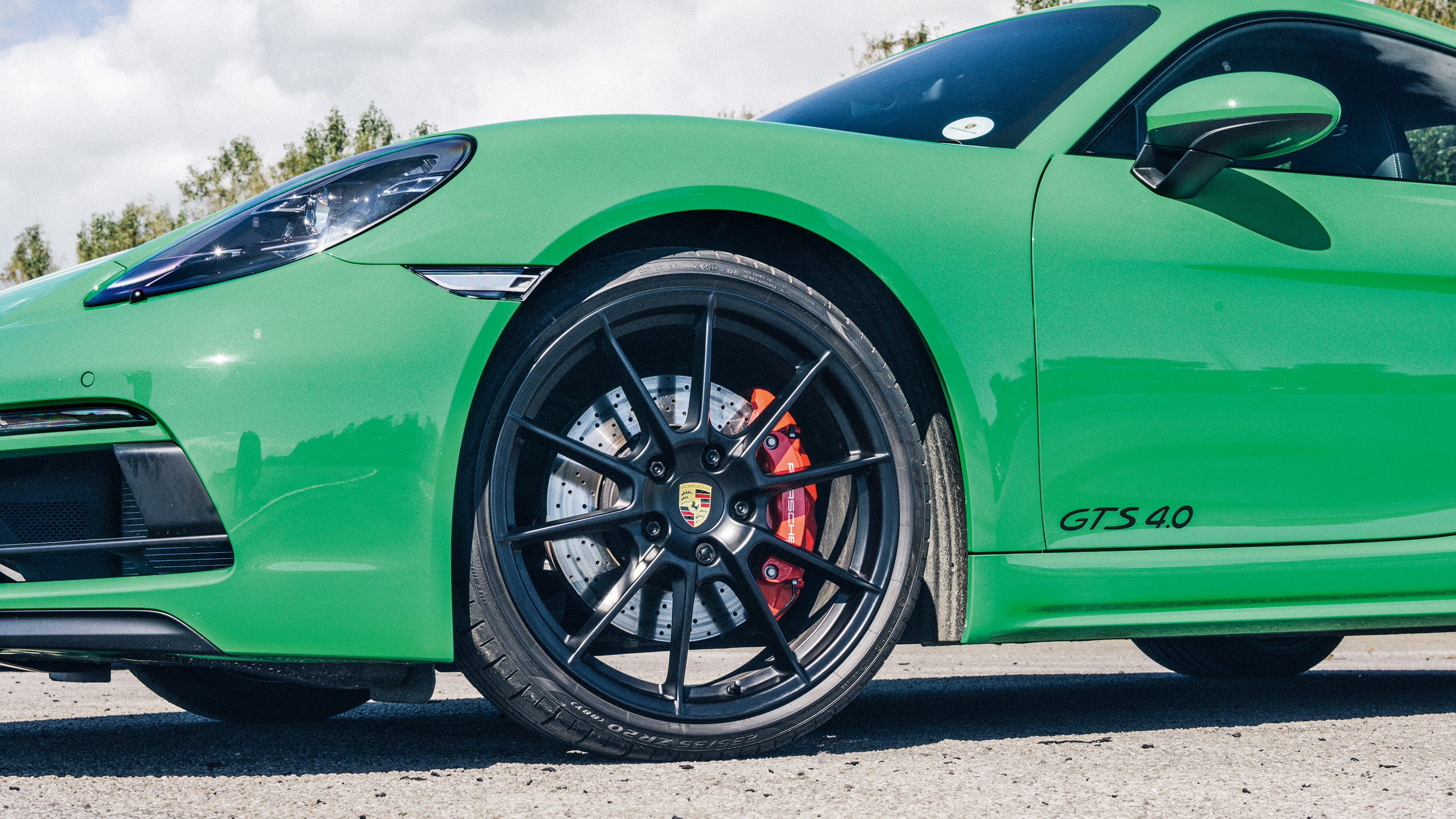 Porsche Cayman GTS 4.0 v Life110 Alpine A110 v Lotus Exige Sport 410
