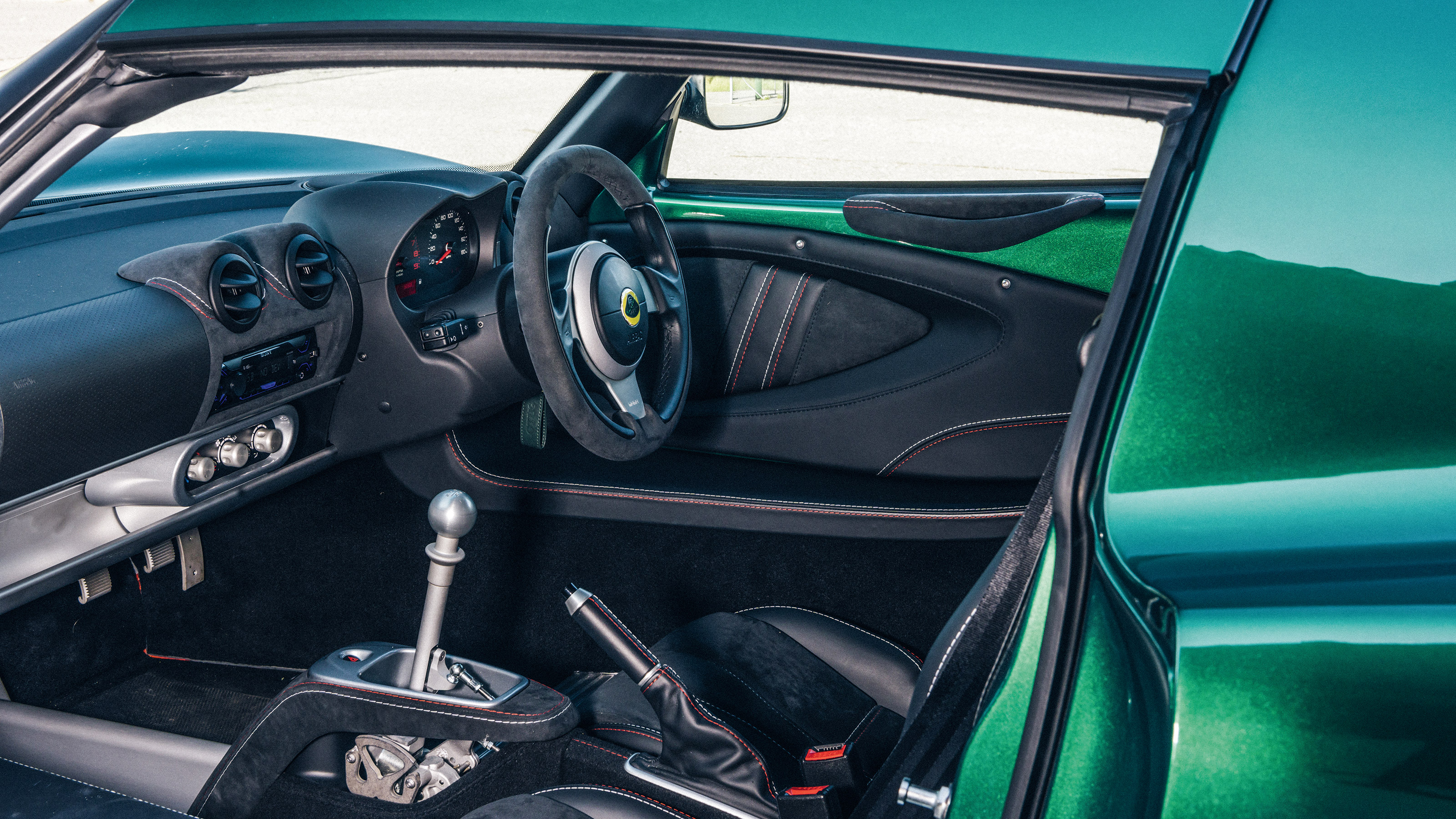 Porsche Cayman GTS 4.0 v Life110 Alpine A110 v Lotus Exige Sport 410