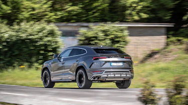 Lamborghini Urus – rear quarter