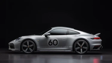 Porsche 911 Sport Classic – studio side