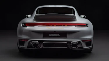 Porsche 911 Sport Classic – studio tail