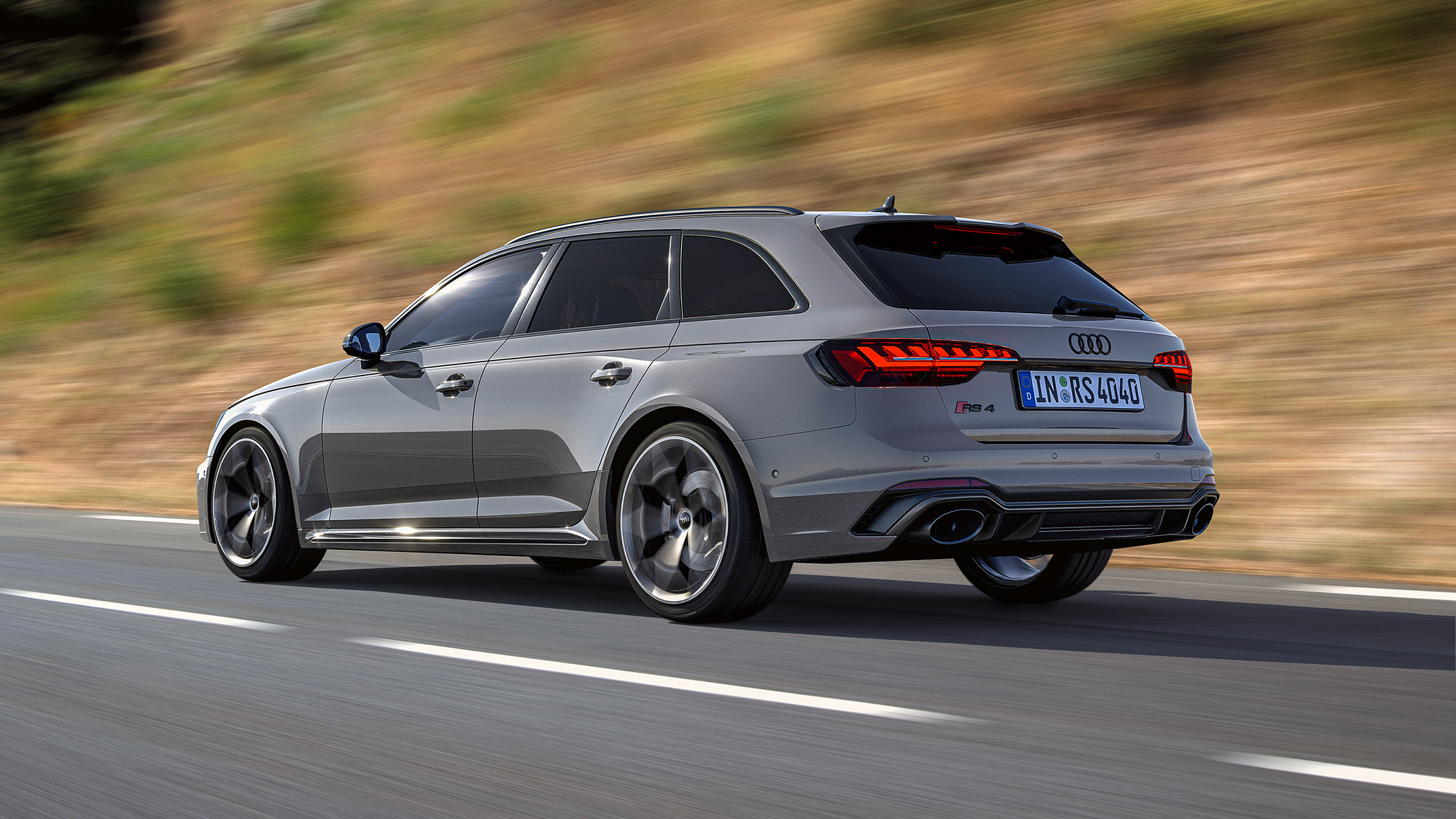Audi RS4 Avant – rear quarter