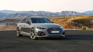 Audi RS4 Avant – front quarter