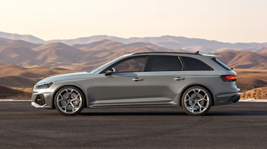 Audi RS4 Avant – side