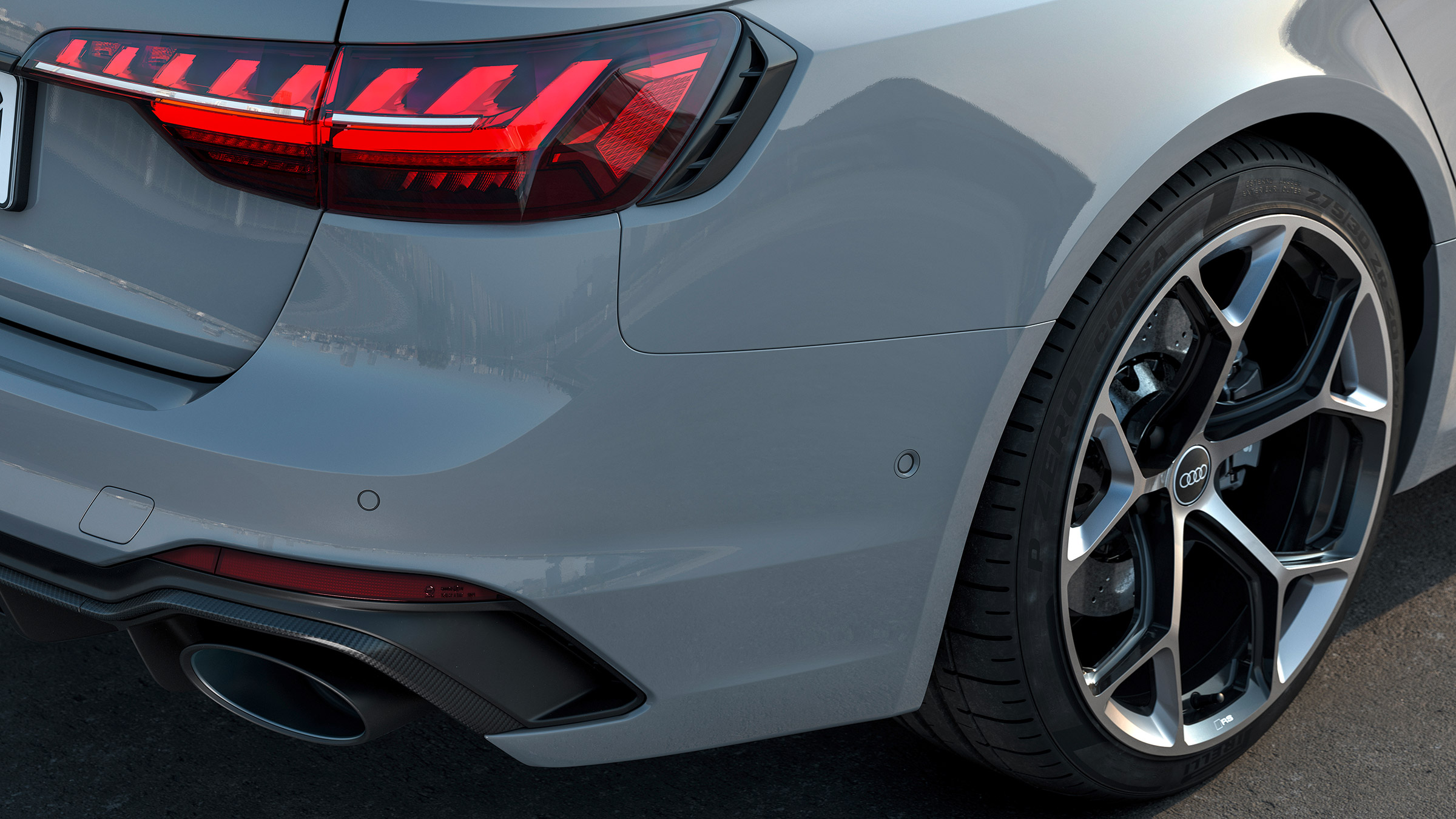 Audi RS4 Avant – exhaust